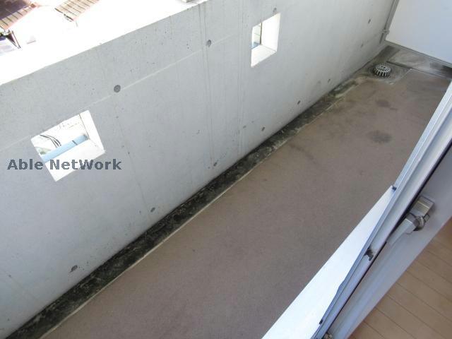バルコニー　※同物件、別部屋の写真です