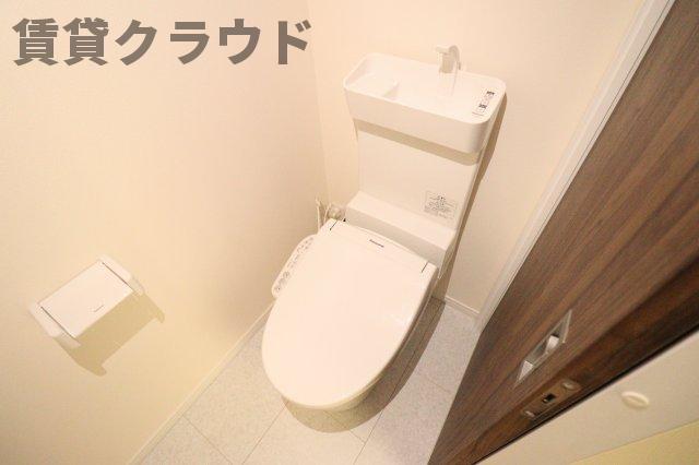 トイレ　人気の温水洗浄便座！