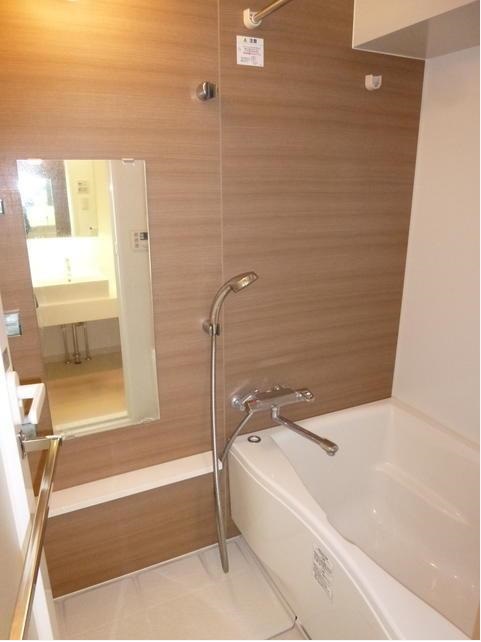 バス・シャワールーム　バス※別部屋参考写真