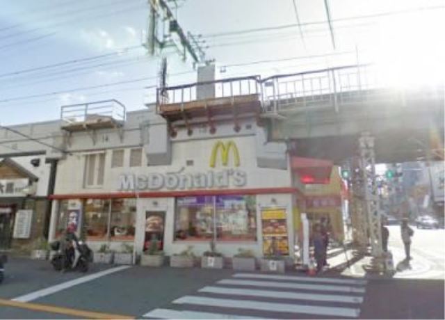 飲食店　マクドナルド寺田町店（飲食店）まで376m