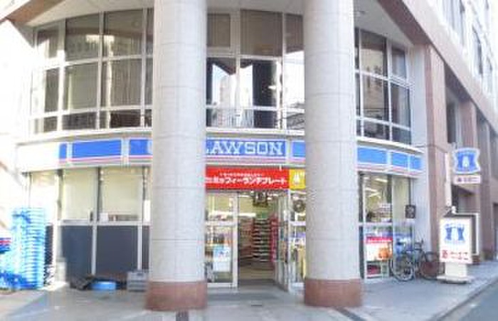 コンビニ　ローソン渋谷東三丁目店（コンビニ）まで350m