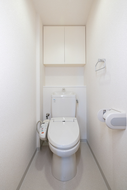 トイレ　※写真は同タイプ住戸です。