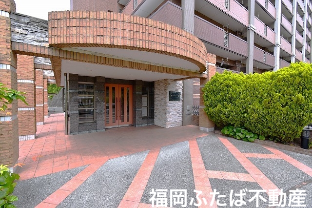 ソレアード空港南の外観写真