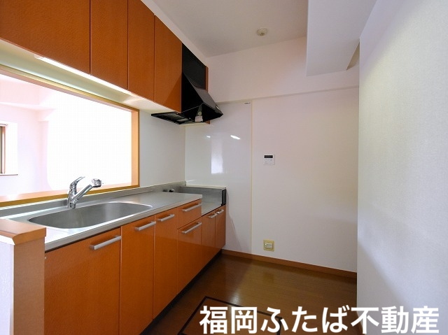 ソレアード空港南のキッチン写真