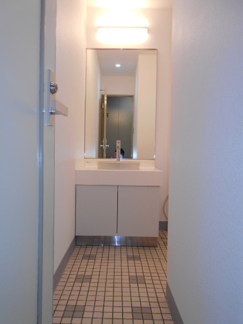 真成ビルのトイレ写真