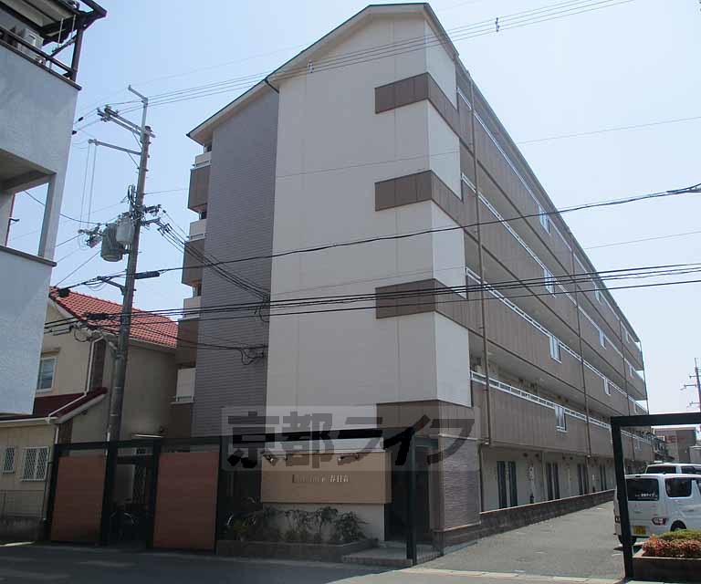 建物外観　外観生まれ変わりました！