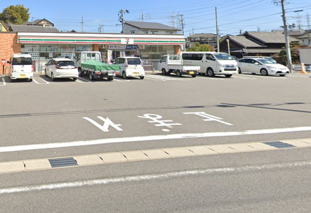 コンビニ　セブンイレブン 知多岡田西店（コンビニ）まで236m