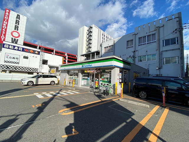 コンビニ　ファミリーマート 浪速敷津東店（コンビニ）まで353m