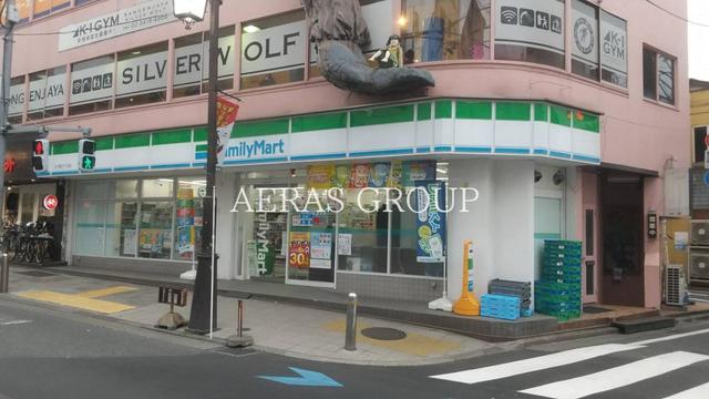 コンビニ　ファミリーマート 太子堂三丁目店（コンビニ）まで397m