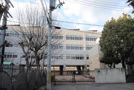 中学校　神戸市立長田中学校（中学校）まで855m