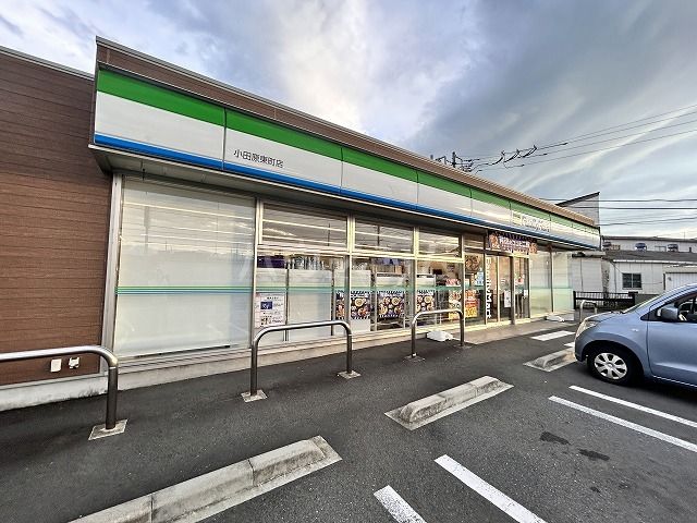 コンビニ　セブン-イレブン小田原寿町町田店（コンビニ）まで380m