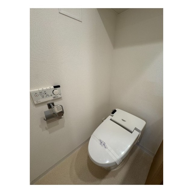 トイレ　清潔感のあるトイレです