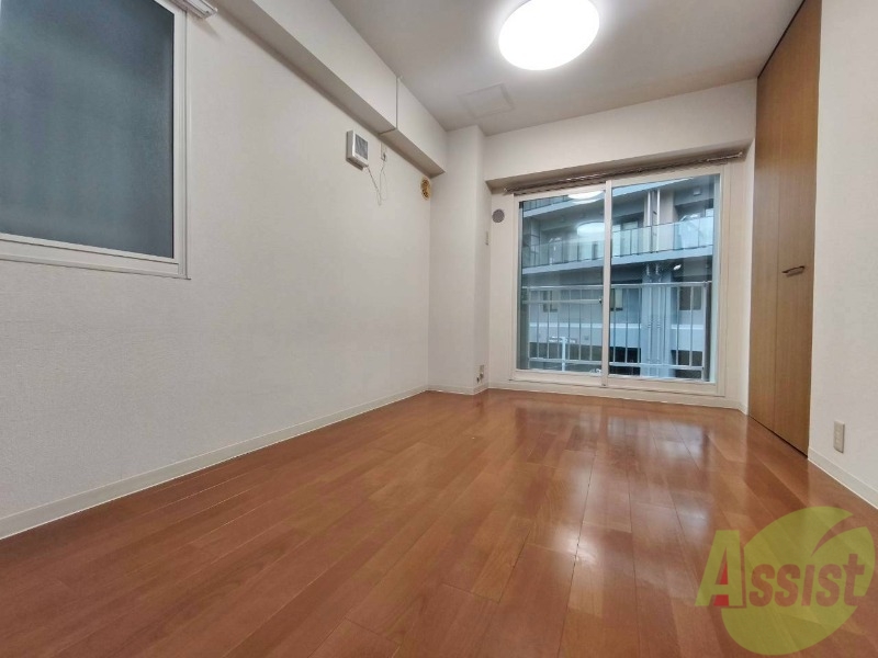 その他部屋・スペース　こちらのお部屋は光が差し込む、温かみのあるお部屋です。