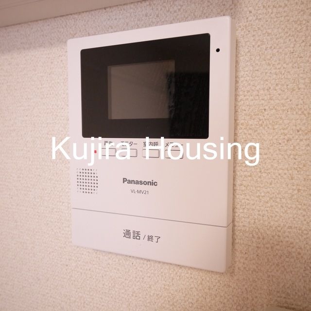セキュリティ　モニターホンで来客確認できます♪