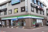 コンビニ　ファミリーマート雪谷大塚店（コンビニ）まで431m