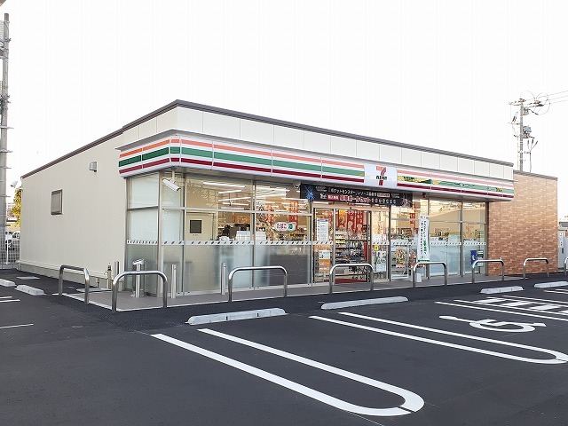 コンビニ　セブンイレブン宮崎青葉町店（コンビニ）まで140m