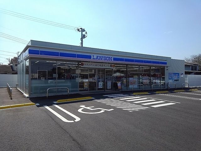 コンビニ　ローソン 宇佐四日市南店（コンビニ）まで400m