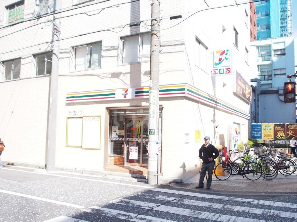 コンビニ　セブンイレブン 市川南八幡4丁目店（コンビニ）まで46m