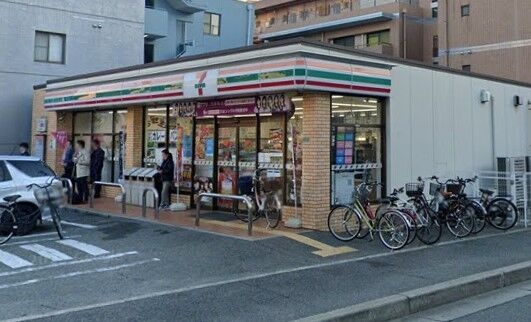 コンビニ　セブンイレブン西宮深津町店（コンビニ）まで2460m