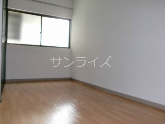 小路東一戸建の居間写真