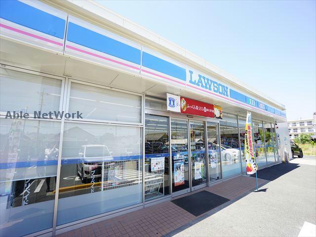 コンビニ　ローソン豊橋小松店（コンビニ）まで705m