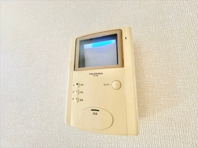 セキュリティ　同一建物内１０２号室内装写真転載