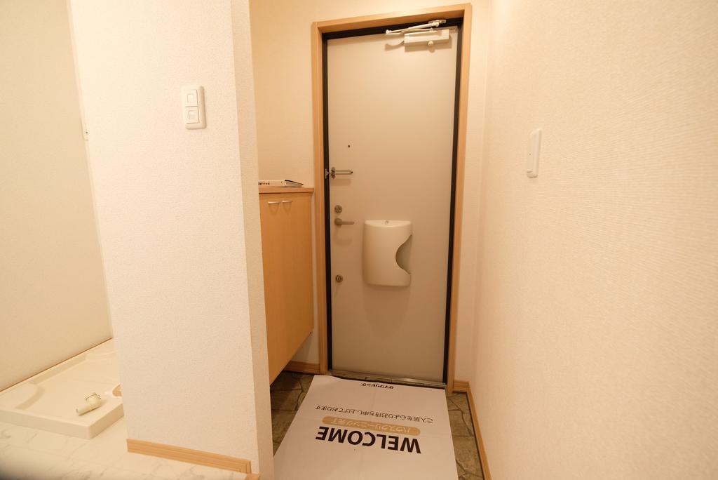 玄関　写真は別室です