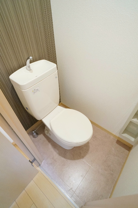 トイレ　※同建物・別号室の参考写真です★（実際のお部屋とは異なります