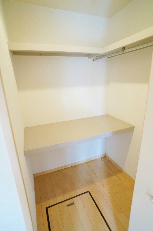 収納　※同建物・別号室の参考写真です★（実際のお部屋とは異なります