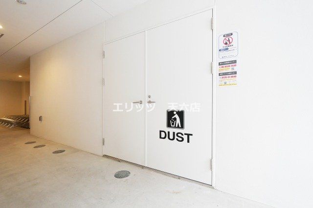 その他設備　エントランス