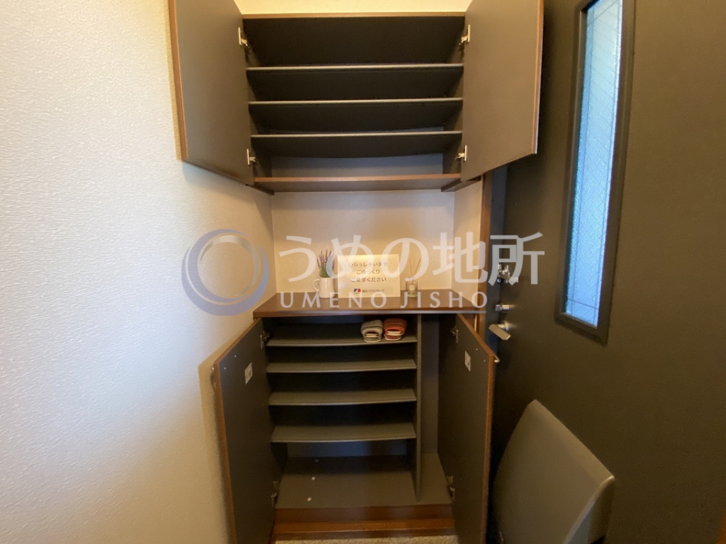 収納　靴箱