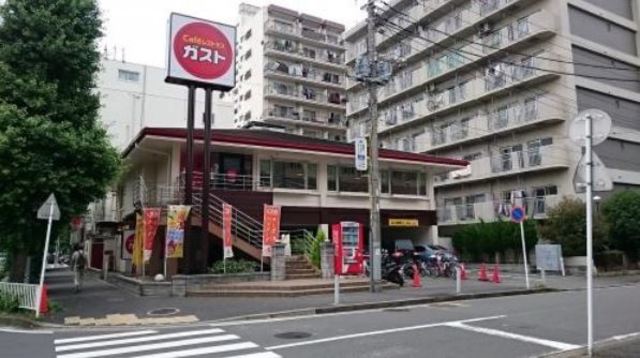 飲食店　ガスト横浜長者町店（飲食店）まで533m