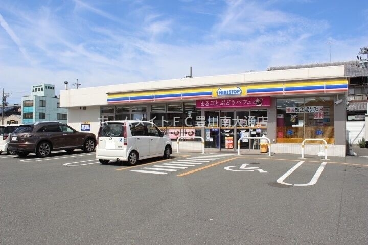 コンビニ　ミニストップ豊橋神ノ輪町店（コンビニ）まで166m
