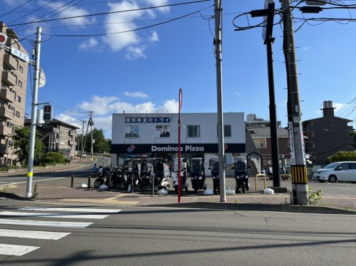 飲食店　ドミノ・ピザ 泉八乙女店（飲食店）まで582m