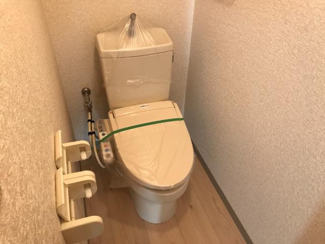 トイレ　シャワー付トイレ