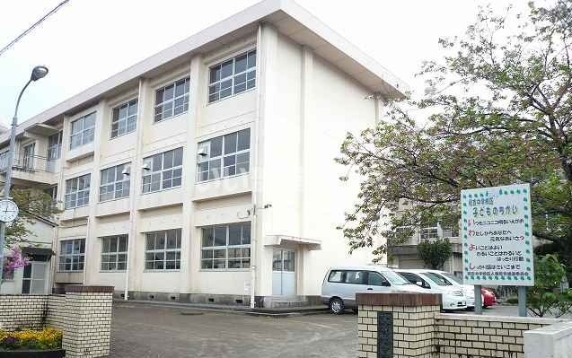 中学校　都城市立祝吉中学校（中学校）まで1034m