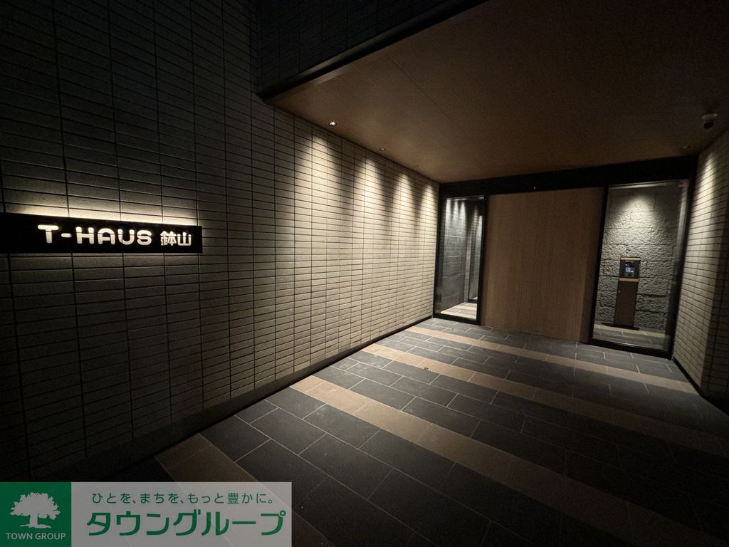 エントランス　エントランス