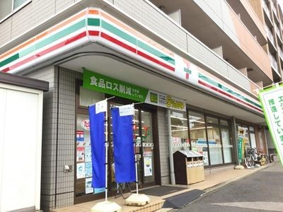 コンビニ　セブンイレブン東浦和駅南店（コンビニ）まで100m