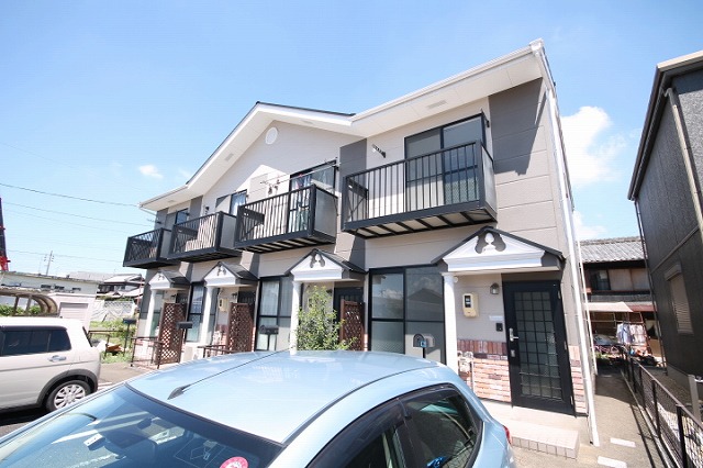 建物外観　外観は落ち着いています