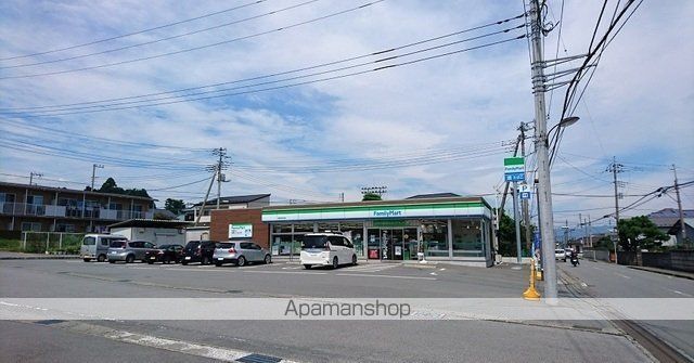 コンビニ　ファミリーマート　御殿場保土沢（コンビニ）まで600m