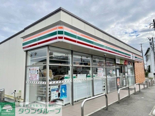 コンビニ　セブンイレブン名取館腰駅前店（コンビニ）まで490m