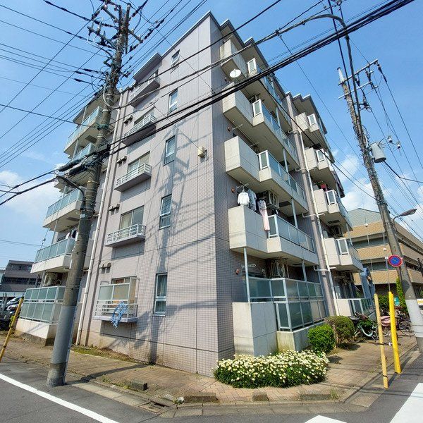 建物外観　大規模リノベーション！