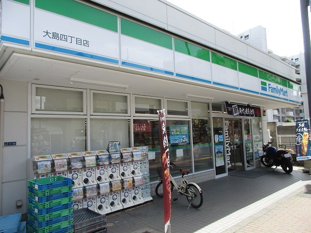 コンビニ　ファミリーマート（コンビニ）まで126m