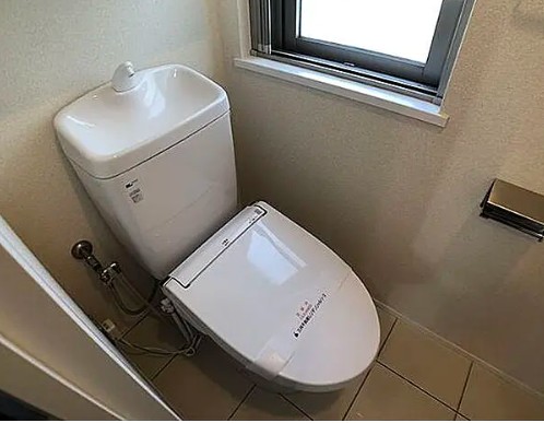 トイレ　トイレもきれいです
