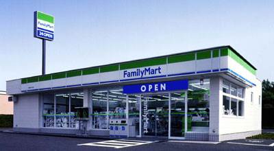 コンビニ　ファミリーマート パナソニック福岡店（コンビニ）まで343m
