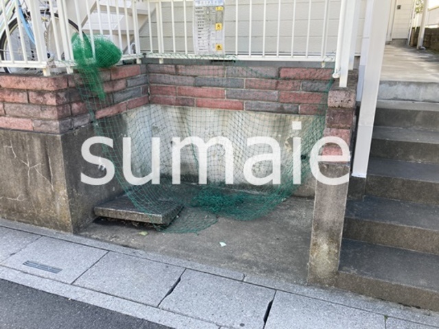 その他共有部分　敷地内ゴミ置き場。