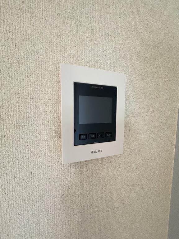 セキュリティ　モニター付きインターホンです。