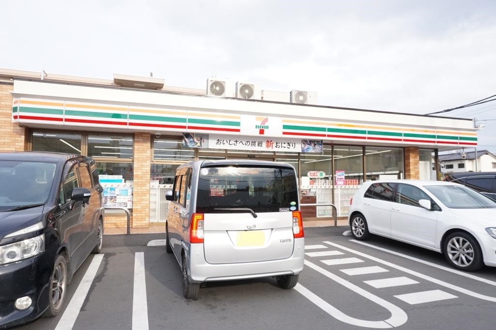 コンビニ　セブンイレブン 草加旭町4丁目店（コンビニ）まで504m
