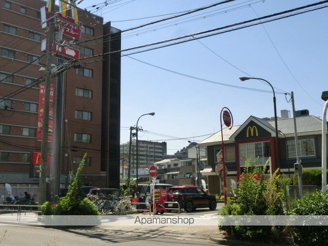 飲食店　マクドナルド豊新店（飲食店）まで961m