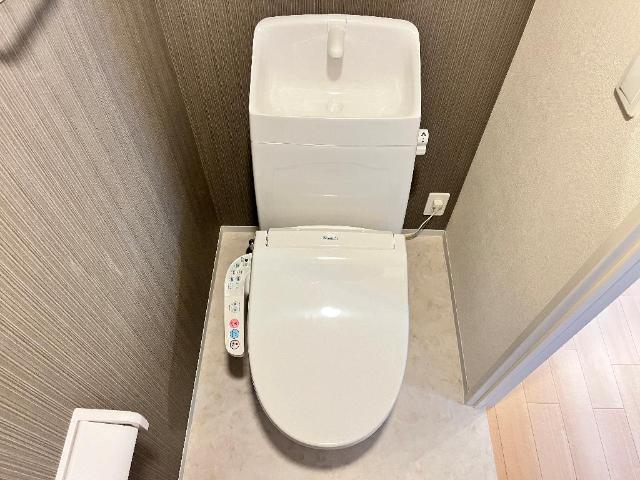 トイレ　トイレ